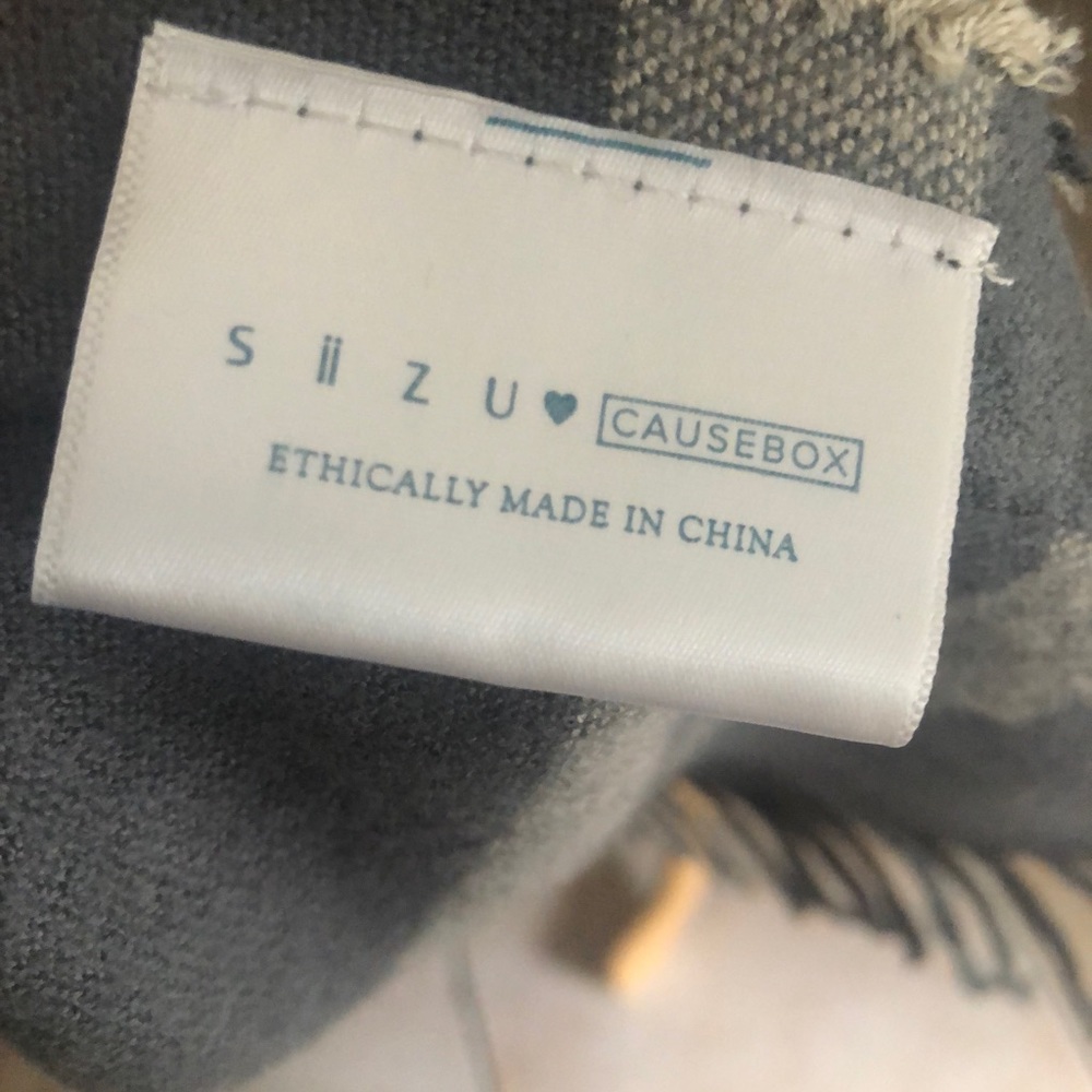 SIIzu Wrap - Picture 6 of 7